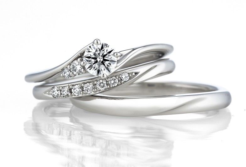 【富山市】婚約指輪と結婚指輪の重ね着けセット「セットリング」が選ばれる理由